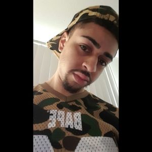 Meet your Posher, Ezra